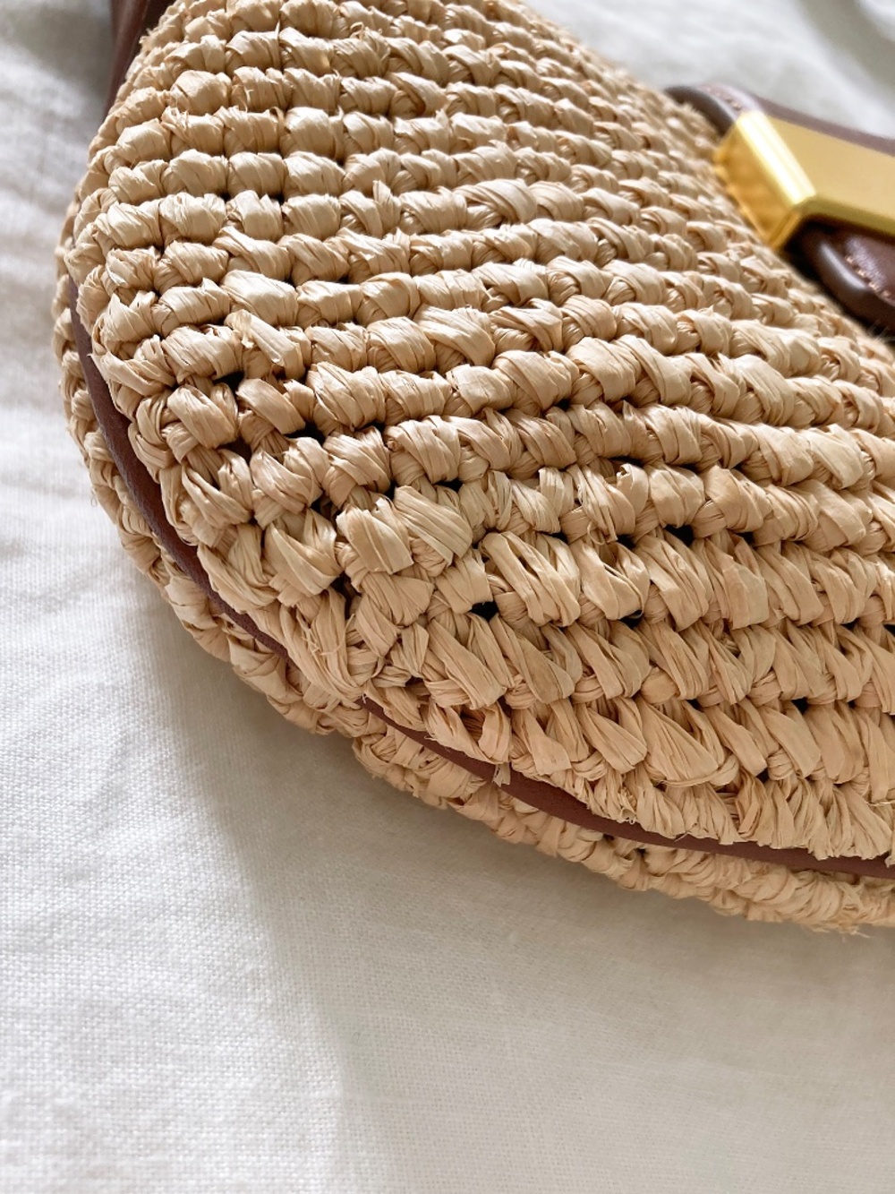 NWT J. Crew Berkeley Buckle Shoulder Bag in Handknotted Straw - Picture 4 of 9